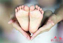 广州私立供卵机构骗局，为什么胸一痛备孕就失败 女人怀孕初期有这些症状